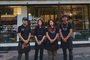 Istimewanya Celemek Custom Logo Bordir untuk Bisnis