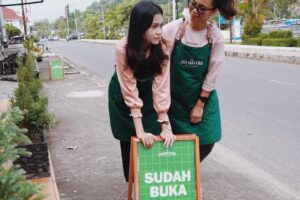 Pemilihan Gaya Celemek yang Tepat untuk Bisnis Toko Kue
