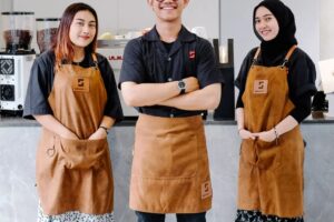 Selain Sebagai Pelindung Pakaian, Ini Fungsi Apron yang Jarang Diketahui